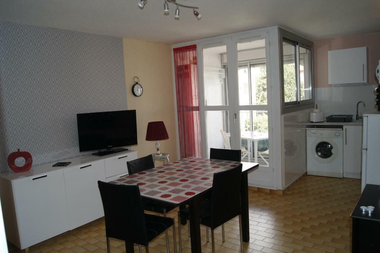 Lara 1 - Grand T2 Loggia Sans Vis-A-Vis Parking - Pres Centre-Port, Ile Des Loisirs, Plage Richelieu Agde Zewnętrze zdjęcie